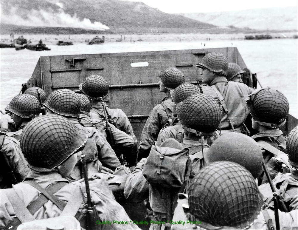 US Army Troops Soldiers Landing at Normandy 8.5×11″ Photo Print World War II