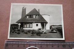 Great Old Photo House with Vintage – Small Vintage? unknown to me 50-60s Yes