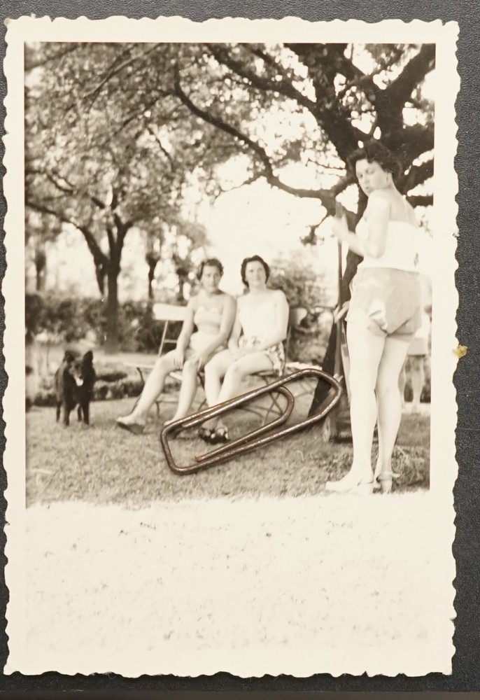 Photo Portrait Young Women Garden Short Pants Vintage Model Swimsuit Work Picture