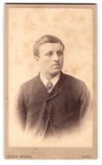 Photograph Oscar Spoerl, Gera, Schleizer-Straße 16, portrait of a young man