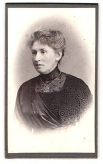 Photograph A. Irl, Mittenwald a. J., portrait elderly lady with contemporary