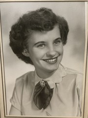 Vintage 1940s-50s Gibson Studio Chicago Black & White Portrait Photograph Woman