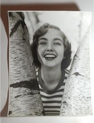 ORIGINAL PHOTOGRAPH GIRL NEXT DOOR MODEL HEAD SHOT 1940’S TO 1950’S 11 X 14