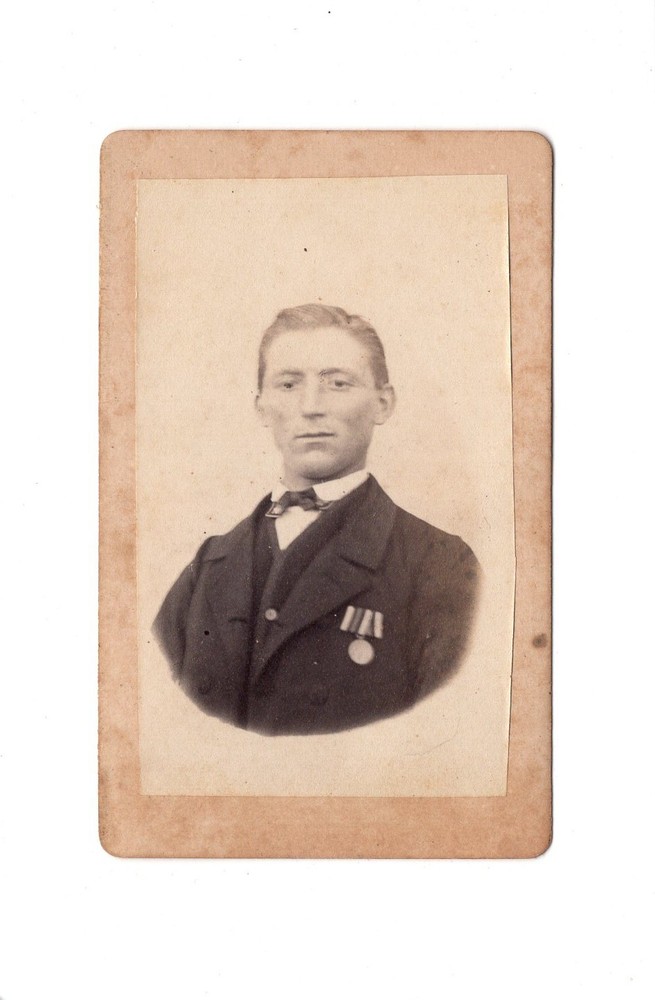 CDV Photo Man Portrait with Medal – Unknown Place 1870s