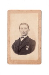 CDV Photo Man Portrait with Medal – Unknown Place 1870s