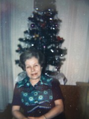 «FOLIDAY»: PHOTOGRAPH, PHOTO, WOMAN, «AGE», LADY, LIVING, FASHION, CHRISTMAS!