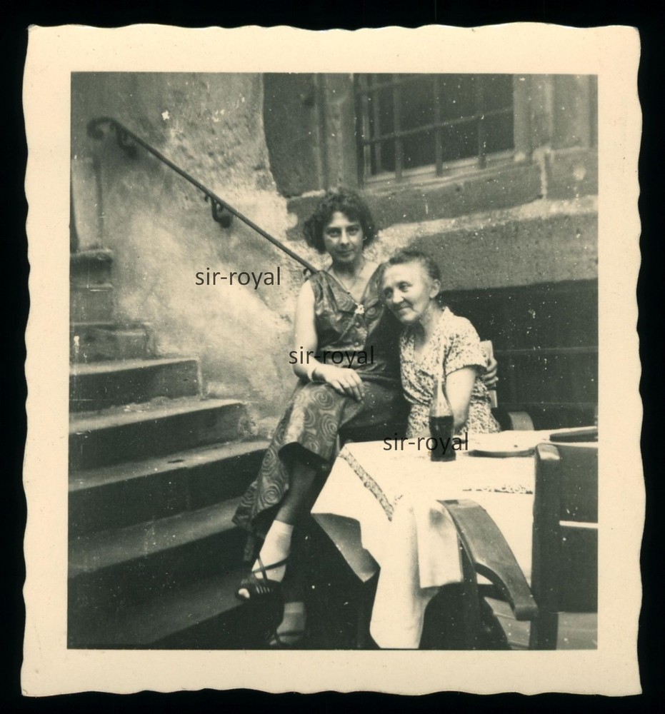 Coca Cola Bottle on Table in Heidelberg – Photo 6x6cm