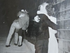 Signed 1940 NYC 8×10 Kissing Couples New York City PHOTO LEAGUE Joe Schwartz