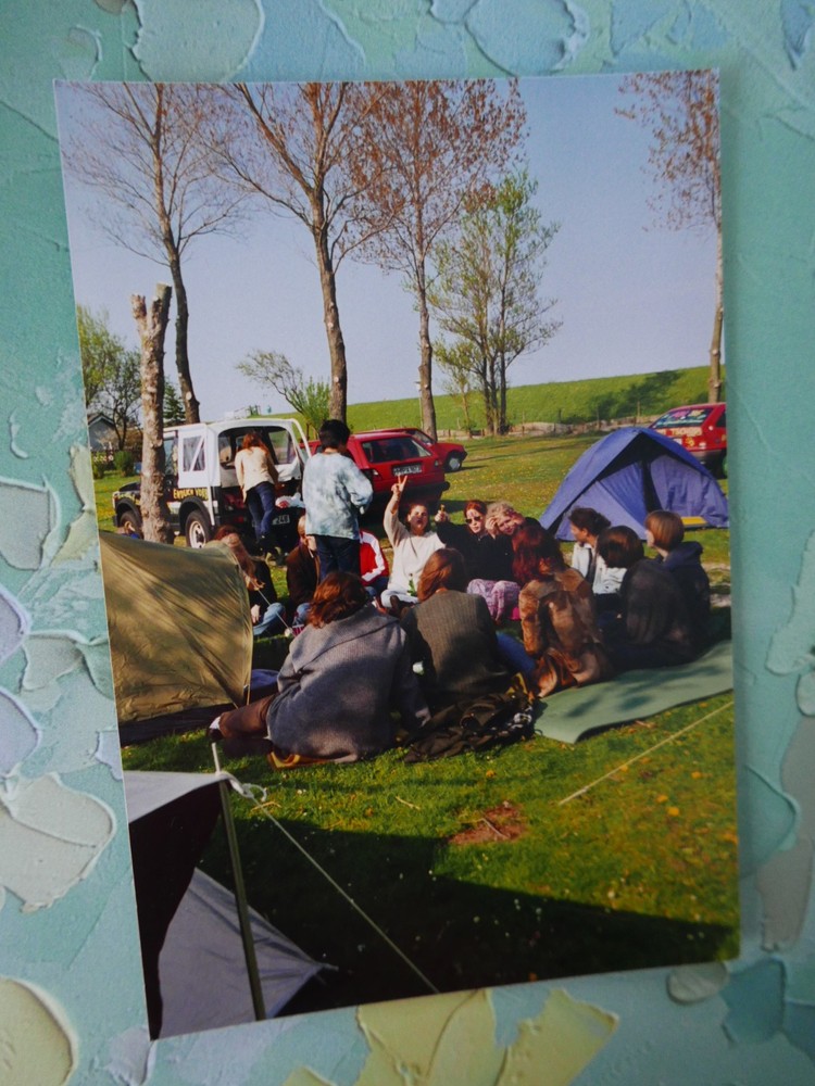 «ABIFEIER»: PHOTO, PHOTOGRAPHY, GIRLS, SCHOOLGIRLS, HAMBURG, TENTS, year old LADIES!