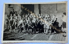orig. Photo postcard children enrolment school around 1935 school bag
