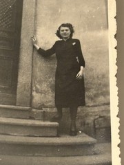 ❤️Lot 2 Photos Beautiful Women Ladies Pose Nature Dress Fashion 30s-50s SW ~6×9