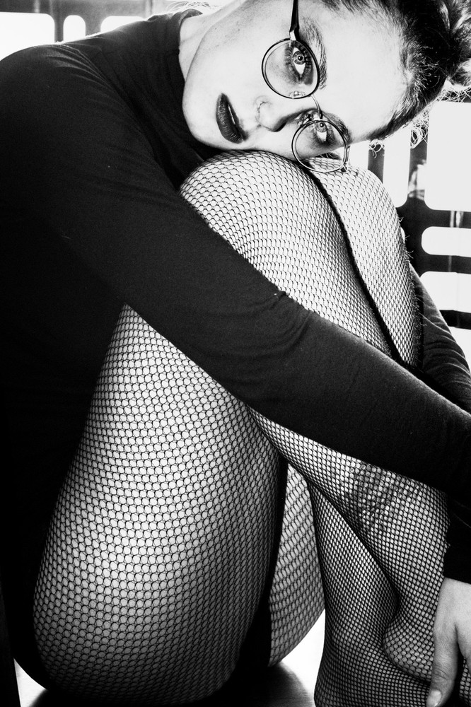 Art Model Alana 8×12″ Black + White Archival Photographic Print Lustre Finish