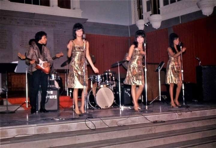 Jimi Hendrix Supporting The Ronettes Circa Mid 60s 4×6 Re-Print