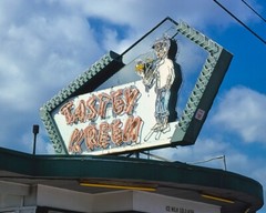 8×10 Vintage photo of Tasty Kreem ice cream sign, Rt. 49, Gulfport, Mississippi.
