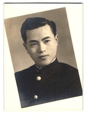 28 photographs Japan/Nippon, uniform portrait’s young men, photographs te
