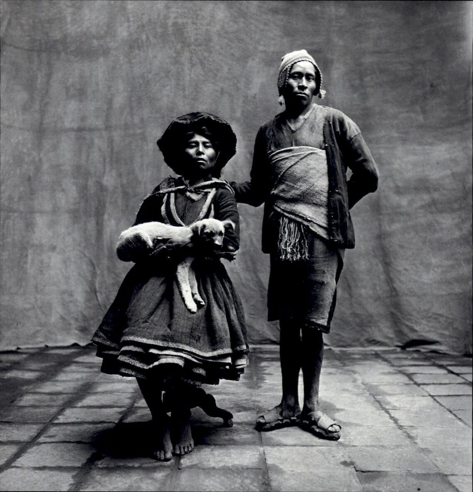 1984 Irving Penn A Couple With Dog Cuzco Peru 1948 Art Photo Engraving