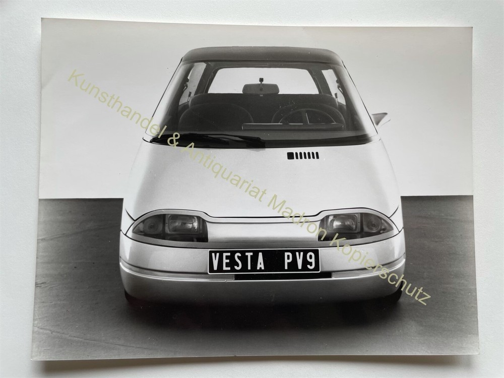 orig. Large press photo sales photo car Renault Vesta PV9 21.5×16.5cm