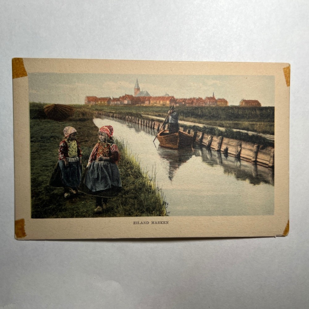 1920 VTG Postcard Eiland Marken Netherlands Dutch Canal Boat Scene Litho Antique