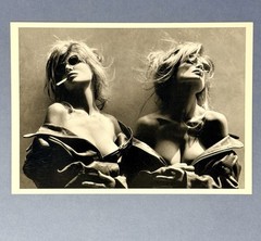 The Barbi Twins 1993 Fotofolio Art Print Card – Photo By Greg Gorman 4.25”x6”