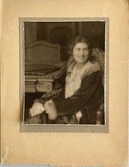 Portait D’A Female Photograph Victor De Bont Paris Vintage Analog c1925