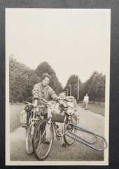 Photo Portrait Young Woman Bike Tour Holland Bag Ladies Path Lamp Model Picture