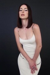 PHOTO NO 175 • LENA MEYER-LANDRUT • GLOSSY FINISH • 15X10CM • NEW