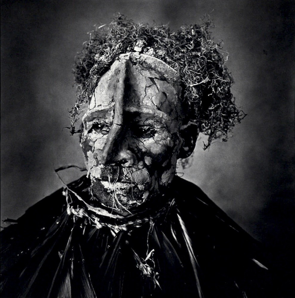 1984 Irving Penn Native Warrior Pink Face New Guinea Art Photo Engraving