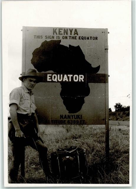 40009963 – 4670 Luenen Shield Kenya Equator