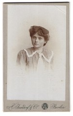 Photograph A. Jandorf & Co., Berlin-N, Brunnen-Strasse 19-21, portrait young Da