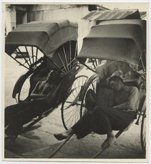 HONG KONG: Coolies, Hong Kong, 1936 by E. Rathenau / VINTAGE / STAMPED