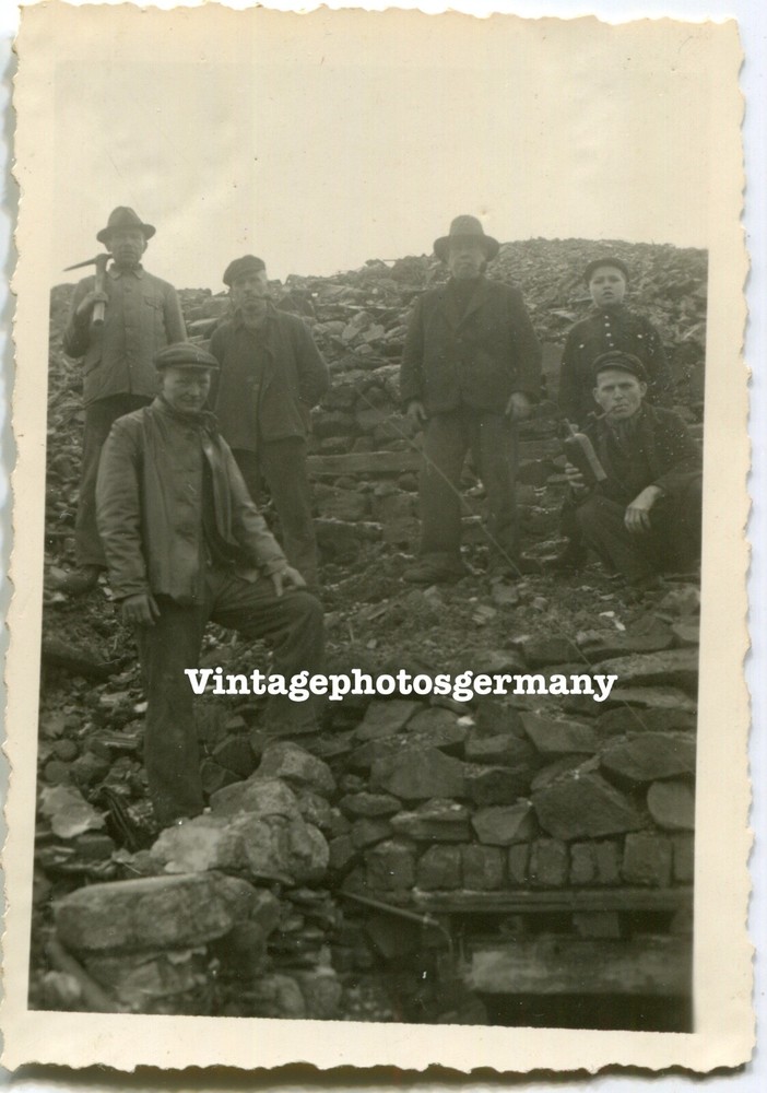K4725 Photo Bochum Dec.1943 Tunnel Nevelstraße Population Protection Bombing
