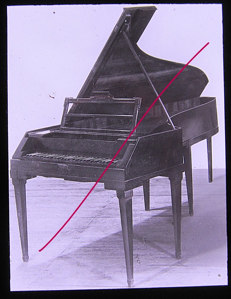 Mozart Wolfgang Amadeus Vintage Travel Piano Salzburg Old Glass Picture 8.5 x 10 cm