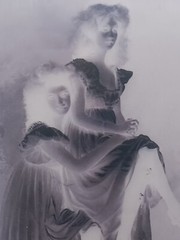 5##Photo negative film -Vintage- Kissing women – Lesbian couple – Love – Kiss