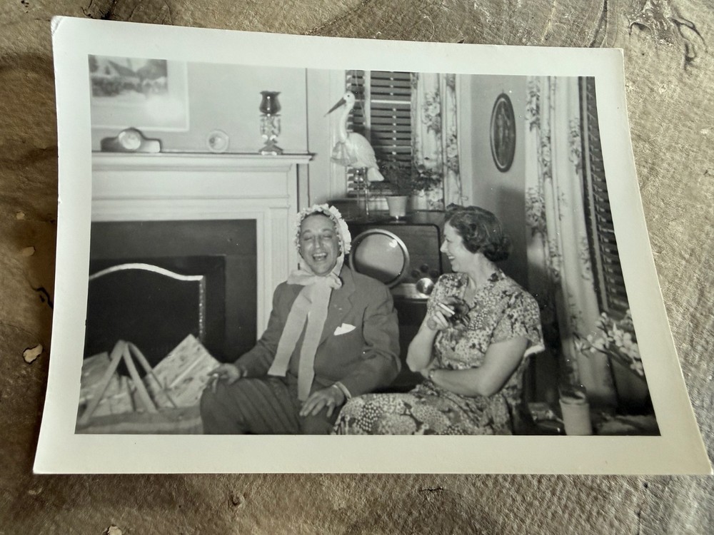 SUPER WEIRD Original Black and White Photo 3 1/2″ X 4 1/4″ MAN WEARING BONNET