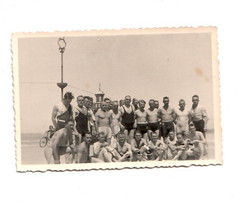 13115- Photo Memory * Men in Swimwear * Blankenberghe 1936