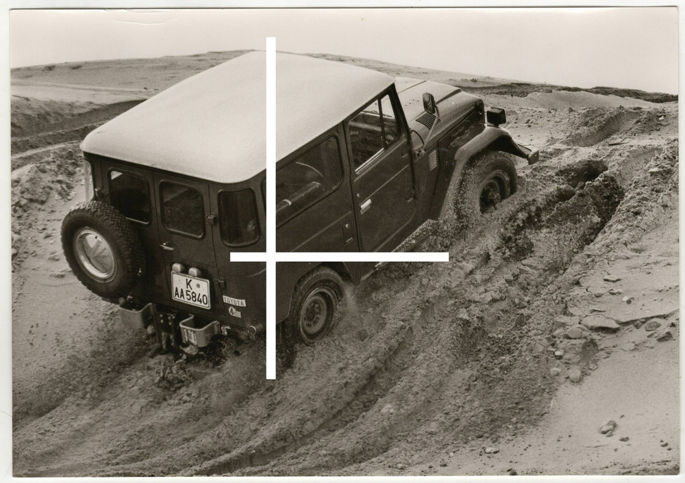 21x15cm Vintage Archive Photo 1975 Toyota Land Cruiser J40 4.2 Jeep Press Photo O