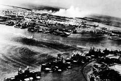 New World War II Photo: Pearl Harbor Attack from Japanese Aircraft – 6 Sizes!