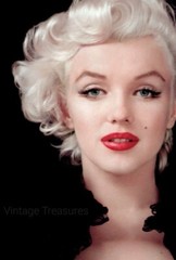 Marilyn Monroe – The Mmmmm Girl – Photo Print Poster