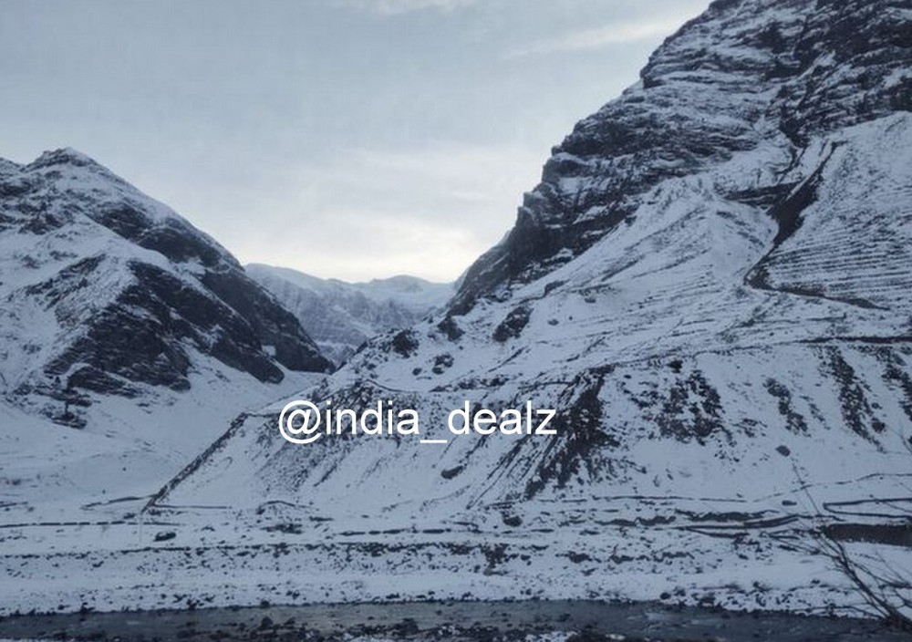Digital Image Picture Photo Pic Sissu Valley India snow mountains clouds SIS 007