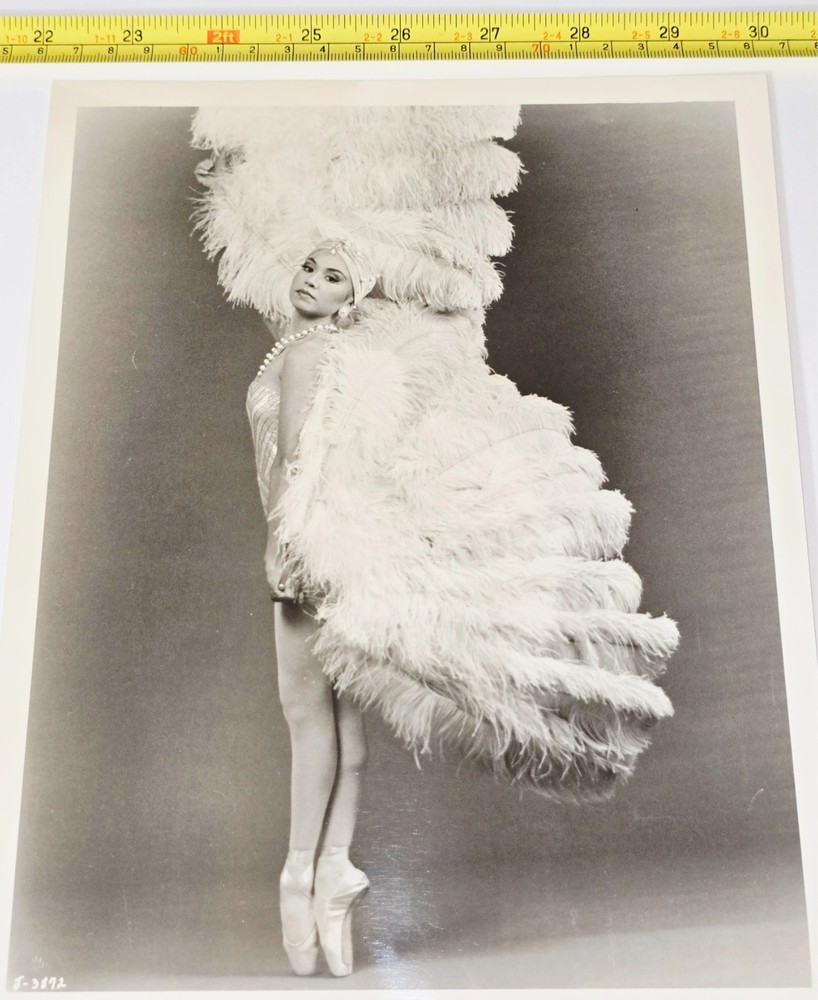 JOFFREY BALLET 8×10 HERBERT MIGDOLL PRESS PHOTO CYNTHIA GIANNINI DANCE TYPE 1 BW
