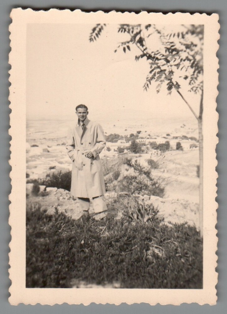 Photo Pretty Young Maum Traveling Mediterranean North Africa? Circa 1938 (F1251)