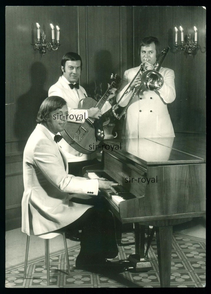 Trio Albert Simmerl-Unteruhldingen-band music group 1960s-photo postcard 11x15cm