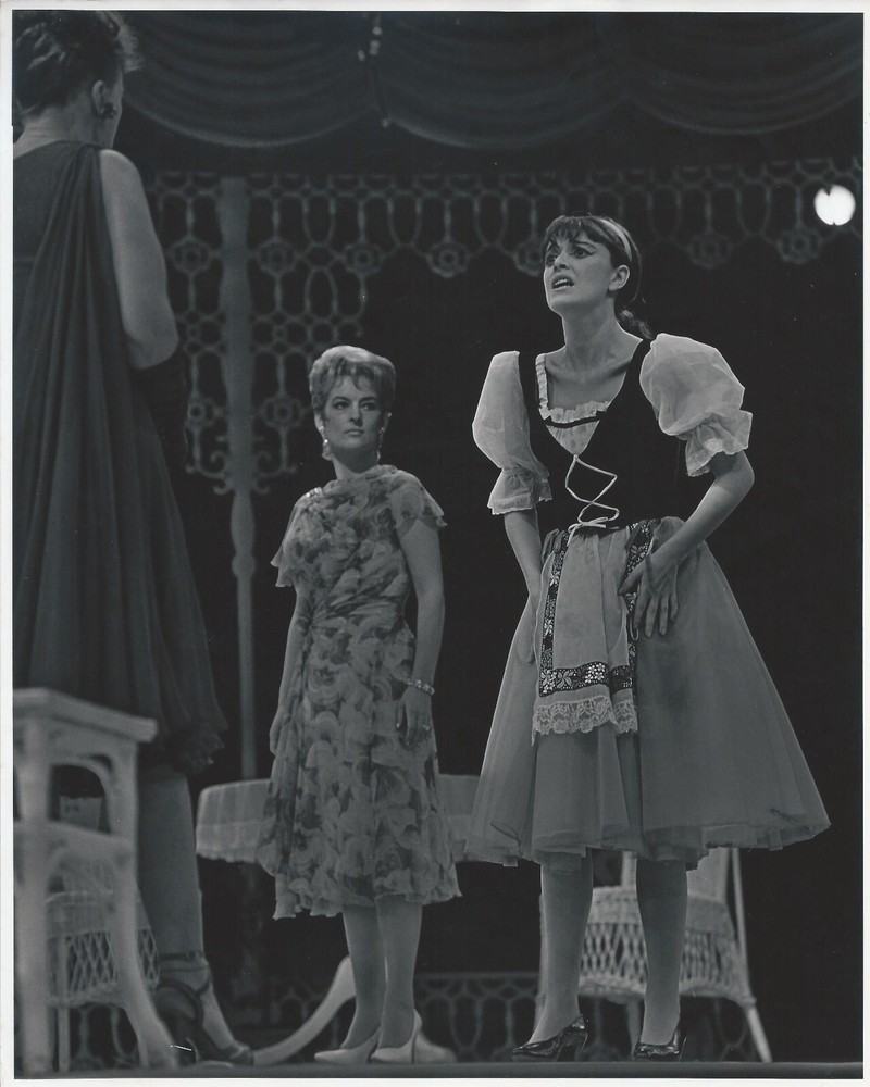 Hendrickson Original Photo B&W ANNA MARIA IN THE FIREFLY MELODYLAND 8 x 10″ R55