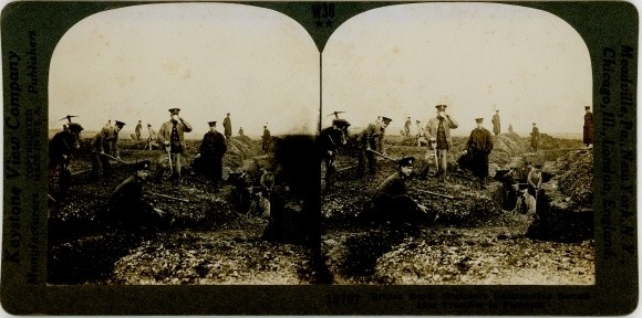Stereo Photo British Royal Engineers Building Trenches of the… – 10770717