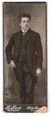 Photograph Fr. Kienzle, Stuttgart, Breite Strasse 2, portrait young gentleman in el
