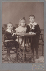 K. Sommer KAB – Children’s Group – (Gdansk?) Long Drive Circa 1905