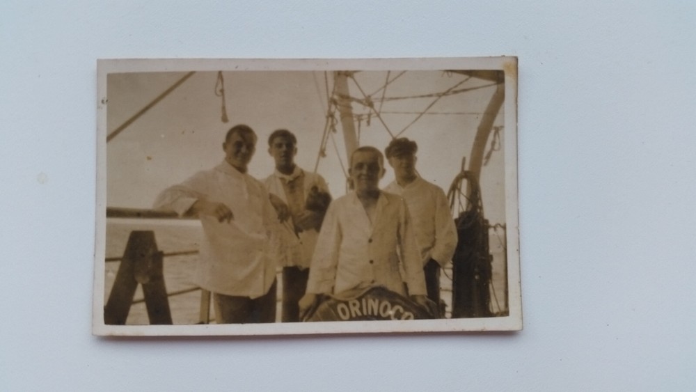 Photo 16R822 Ship Orinoco Crew Hamburg approx. 1930s approx. 6x9cm