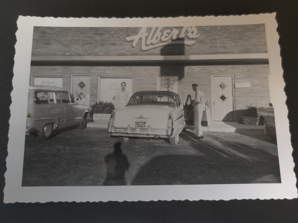 Vintage Photo 50s 60s Albert’s Ford photo Texas license plate