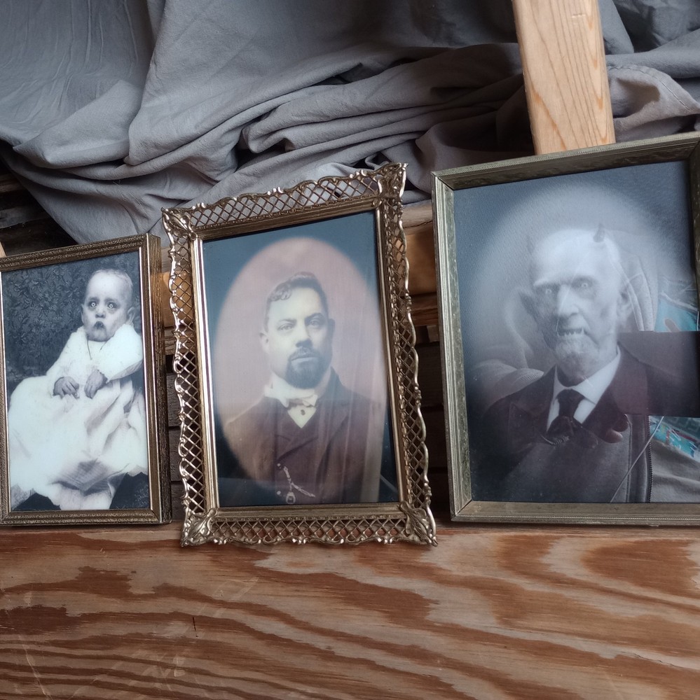 Haunted Memories Vintage Frames Lenticular Changing Portraits Eddie Edward Allen