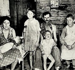 Walker Evans Art Photo Print Card – Bud Fields And Family Alabama 1936 4.25”x6”